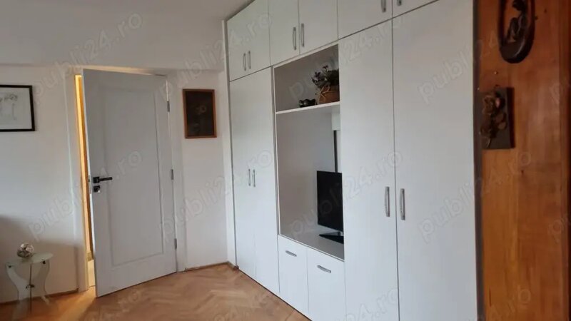 13 Septembrie, stradal,